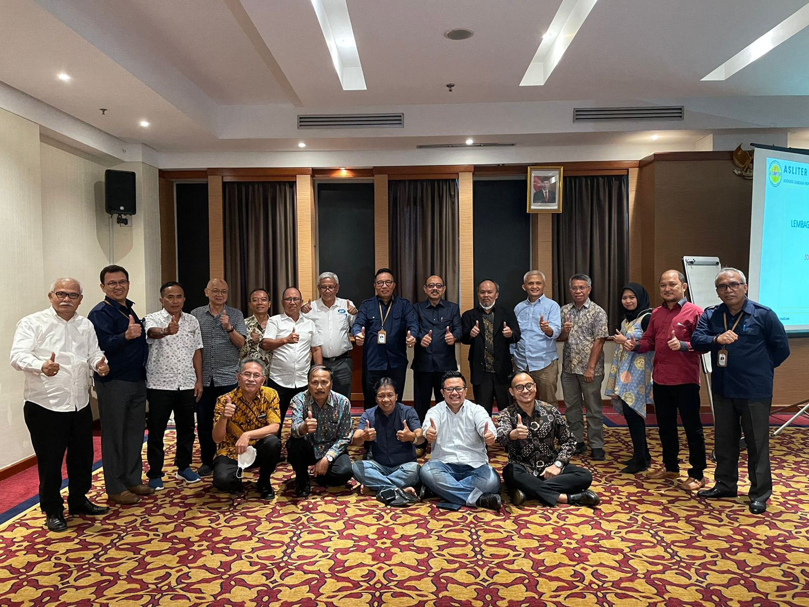 judul gambar